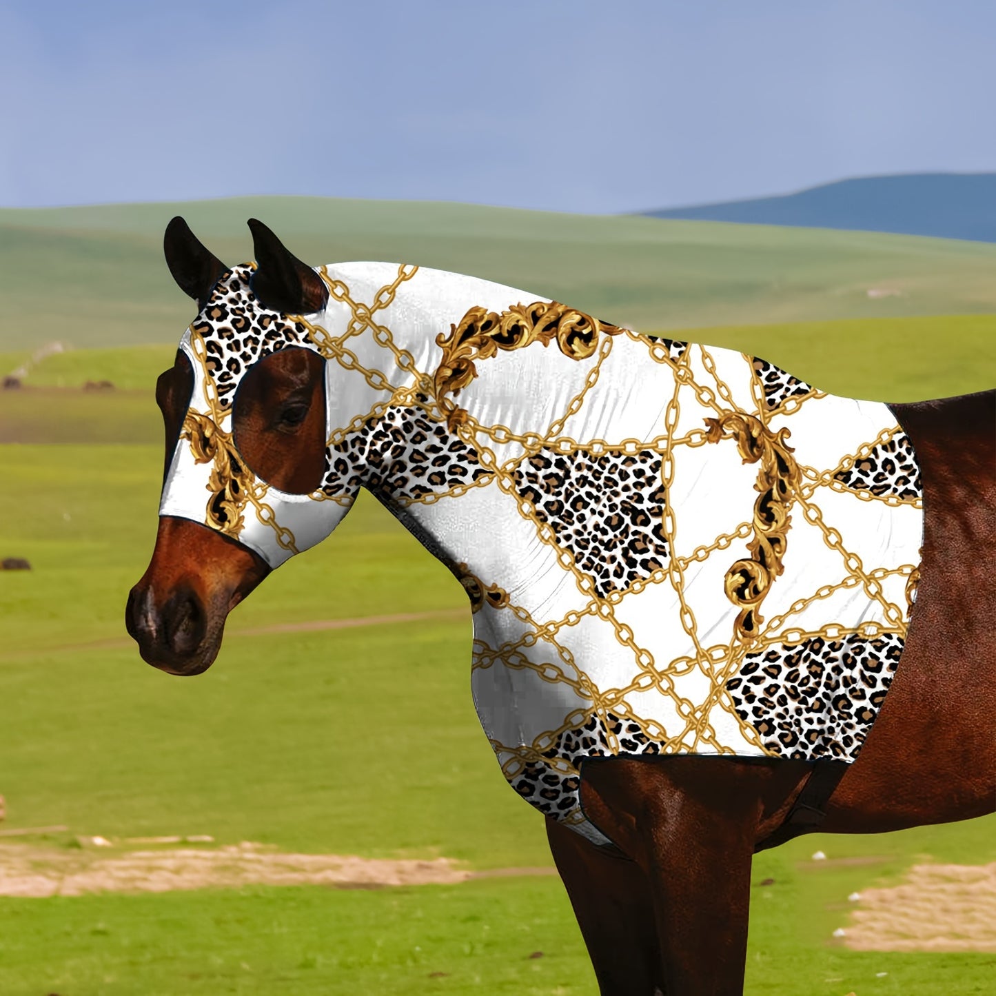 Spring Summer Equine Fly Mask with Zipper Wool Lined for Comfort Large Holes for Secure Fit Suitable for Horses