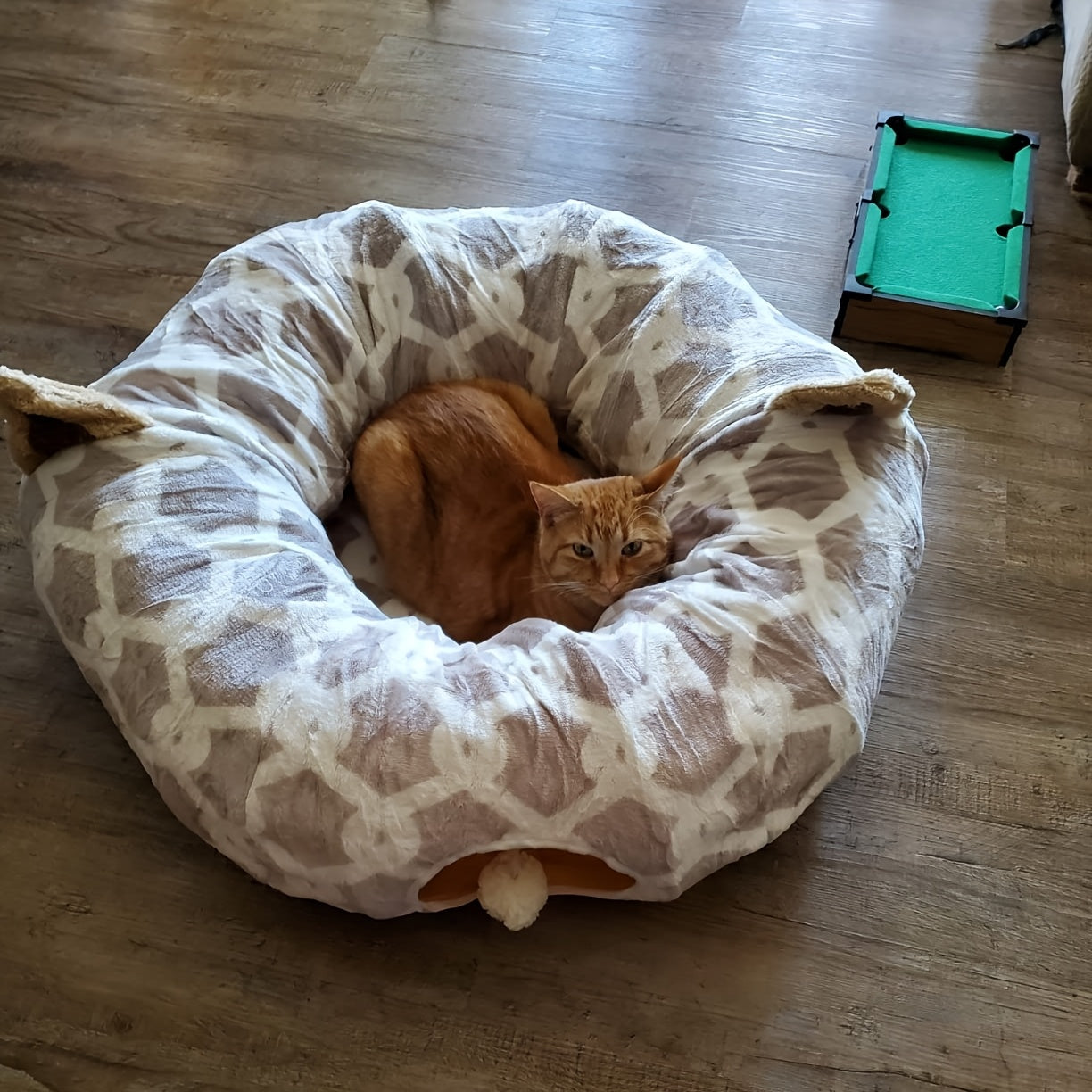 Large Donut Cat Tunnel Bed 2 in 1 Foldable Cat Cave and Toys Indoor and Outdoor Decor Perfect for Easter