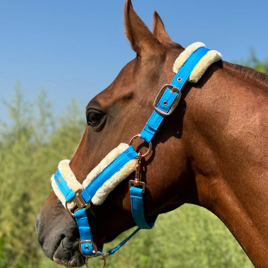 Luxurious Detachable Faux Fur Horse Halter with Glossy Buckle
