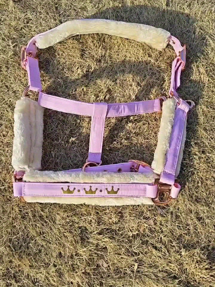 Luxurious Detachable Faux Fur Horse Halter with Glossy Buckle